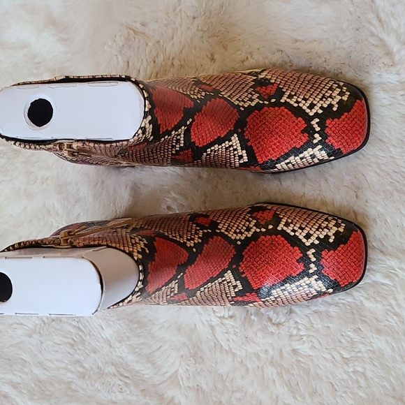 Nwot  MIX NO.6 Stacked heel boots - Picture 2 of 5